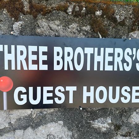 Three Brothers Široka Exteriör bild